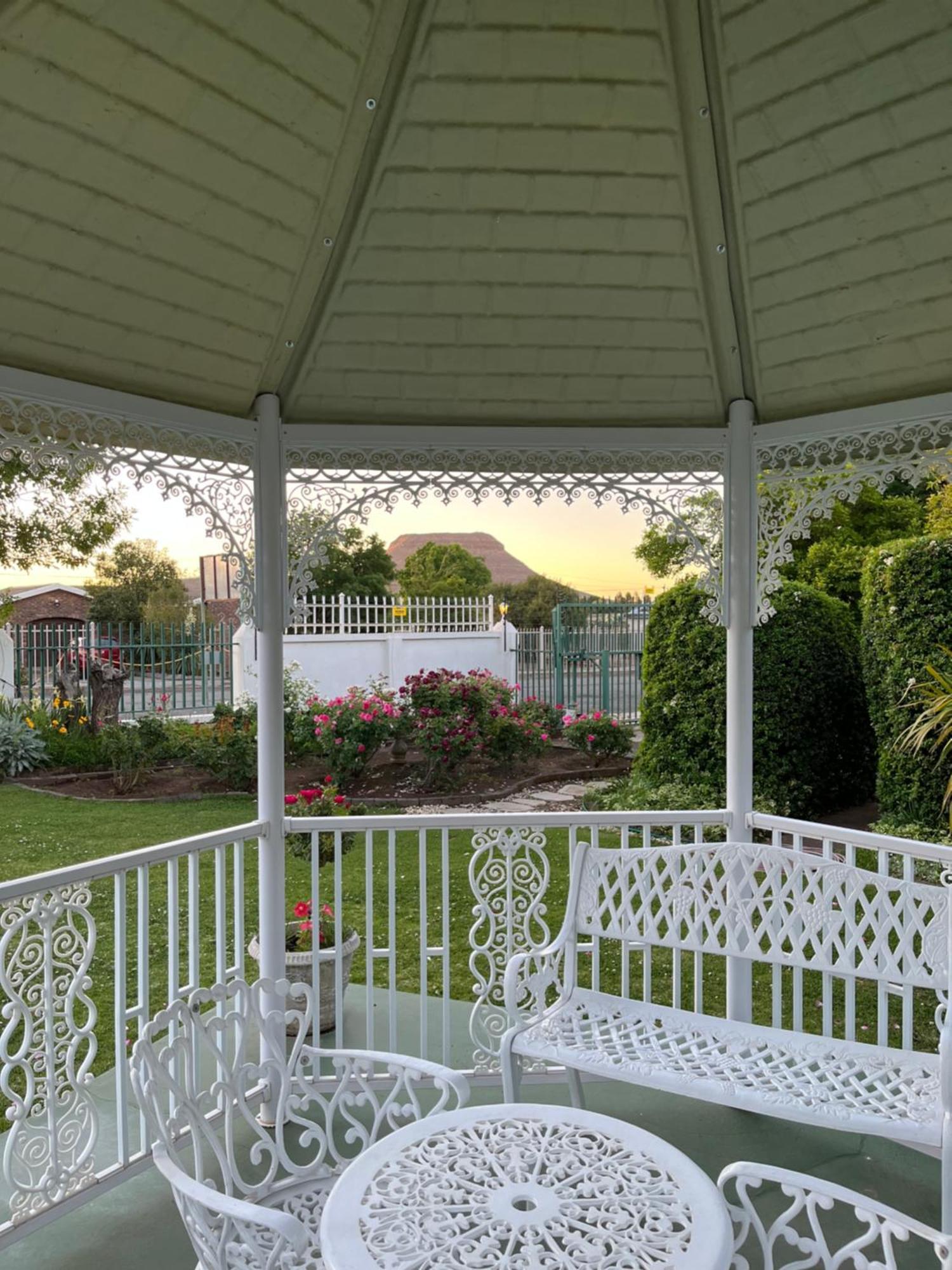 Colesview Guest House 콜스버그 외부 사진